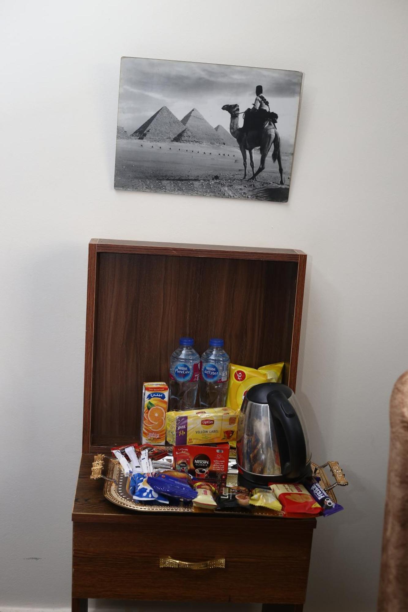 Pyramids Show Hotel Kafret el-Gabal 외부 사진