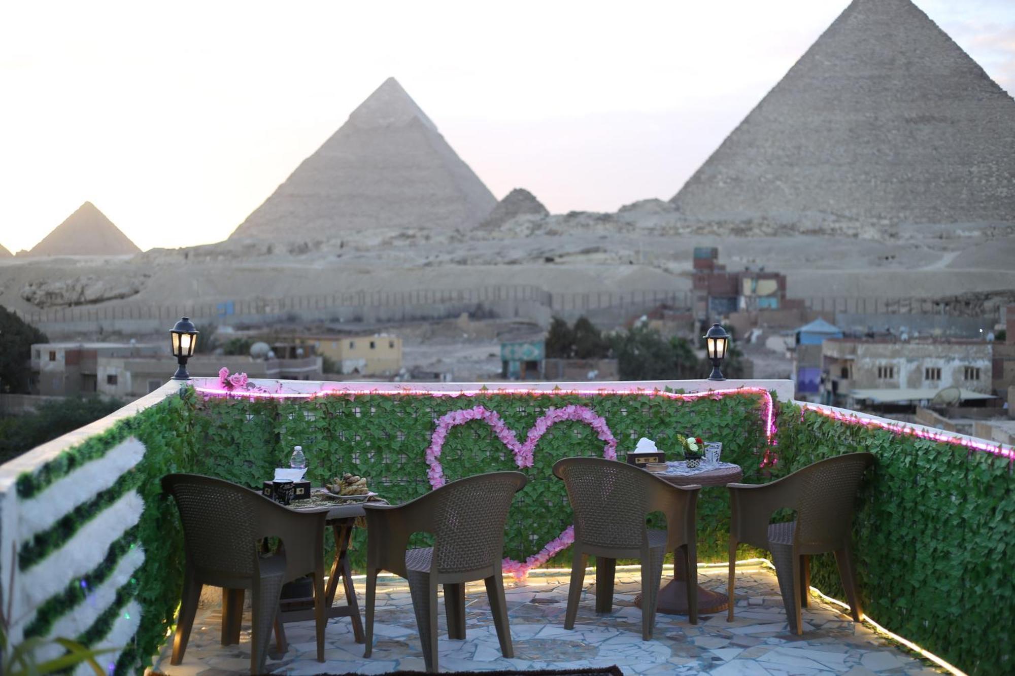 Pyramids Show Hotel Kafret el-Gabal 외부 사진