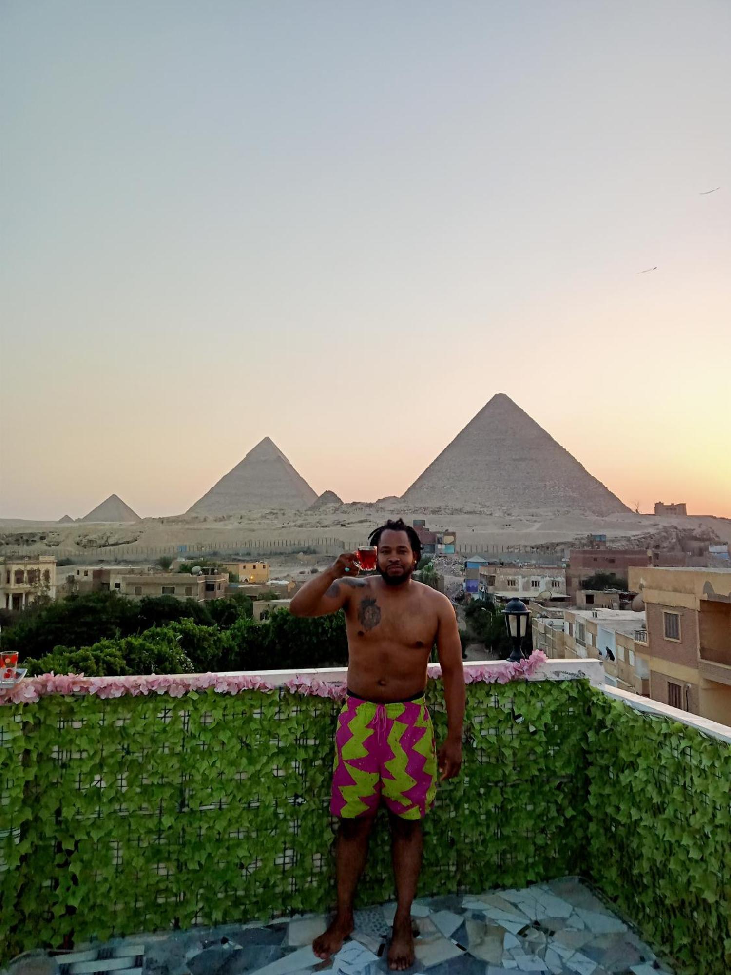 Pyramids Show Hotel Kafret el-Gabal 외부 사진