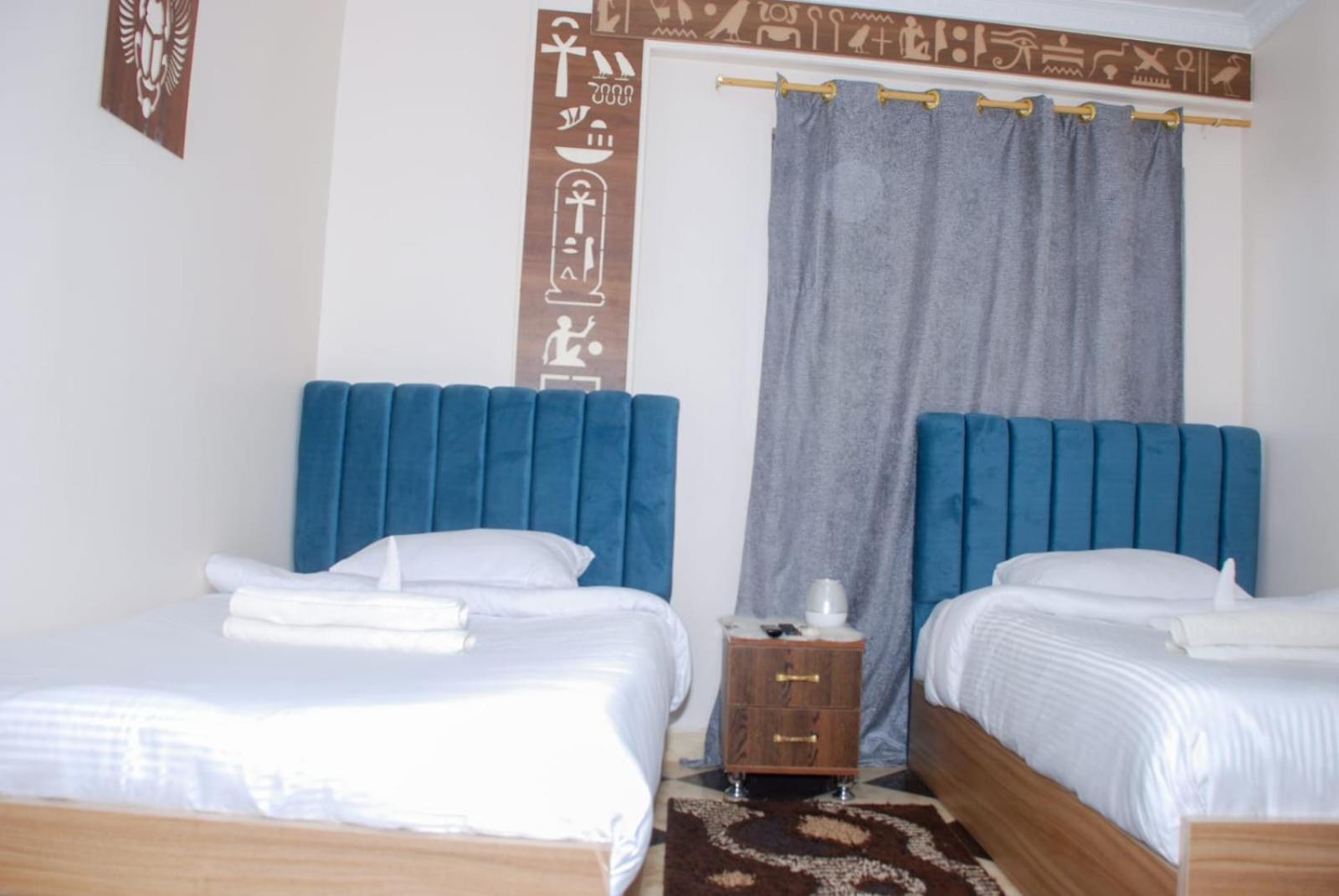 Pyramids Show Hotel Kafret el-Gabal 외부 사진