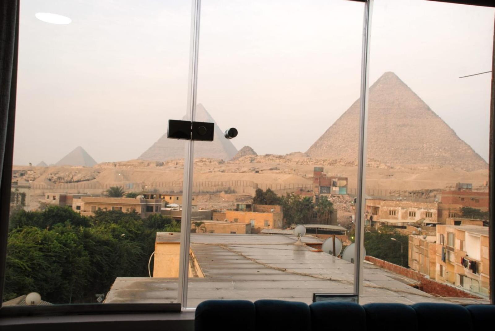 Pyramids Show Hotel Kafret el-Gabal 외부 사진